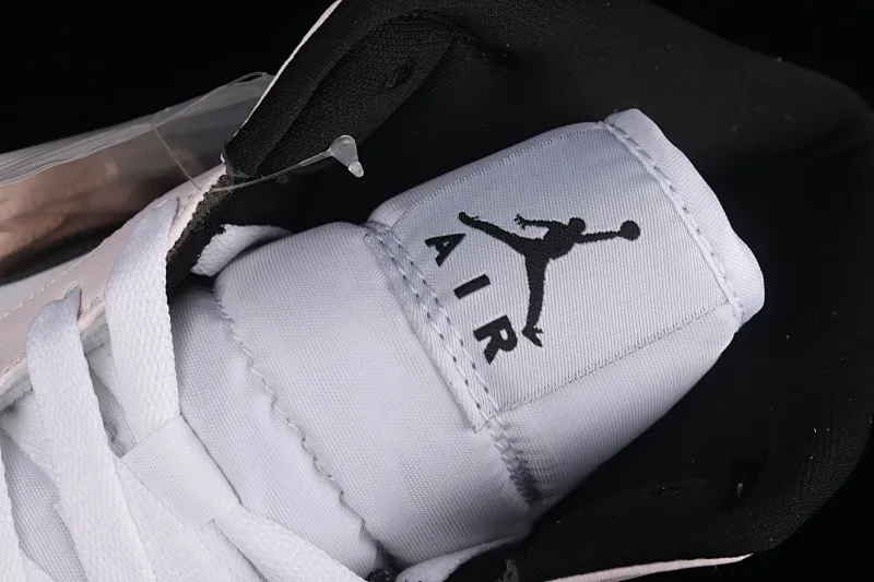 All Categories Air Jordan Jordan Series Basketball Shoes Air Jordan 1 Mid Air Jordan 1 Mid SE AJ1 Joe 1 Rose Pink Zhongbang Basketball Shoes BQ6472-500